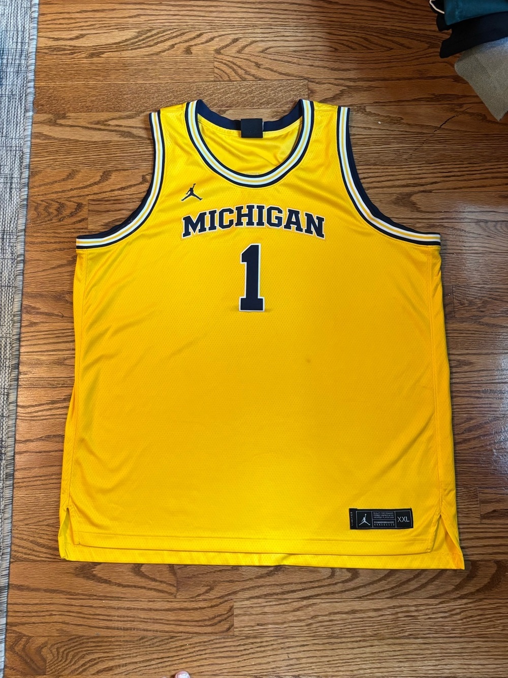 Jordan Michigan Wolverines #1 Basketball Jersey Men's XXL Yellow Dri-FIT
